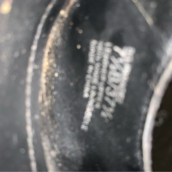 Rare! GUC Vintage BCBG Animal Print Suede Pump by BCBG 7.5b - Picture 6 of 11